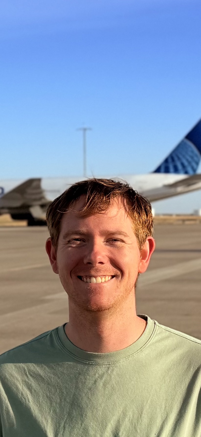Jacob, the traveler behind HowToGoWild.com